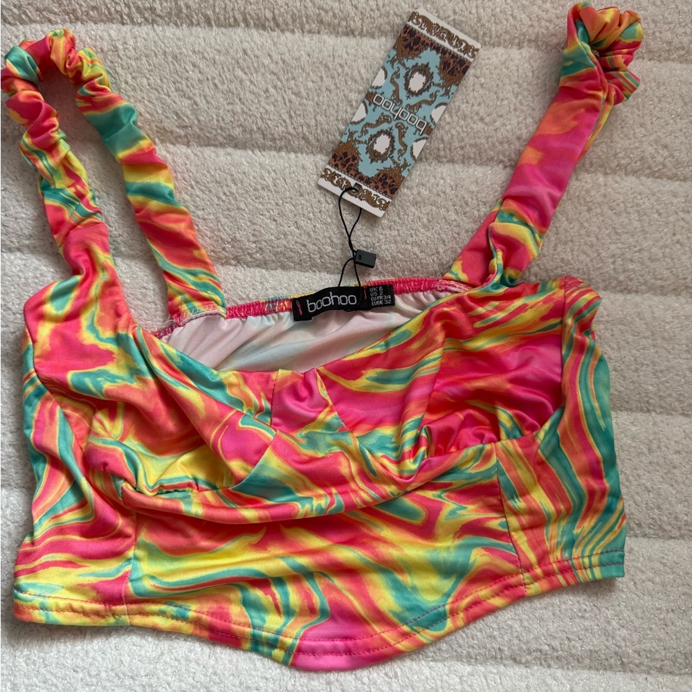 Boohoo Multicolor Swirl Crop Top